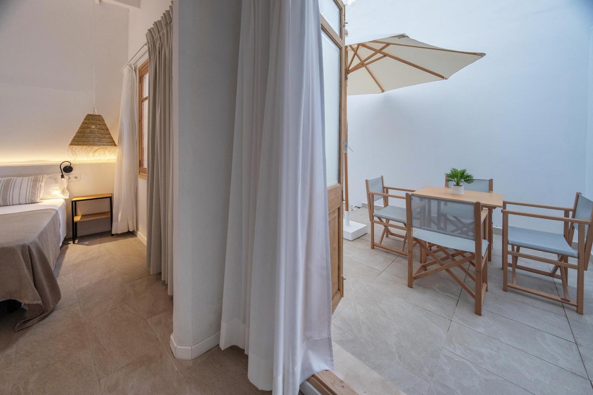 Hotel Tres Tocs Ciutadella  Zewnętrze zdjęcie