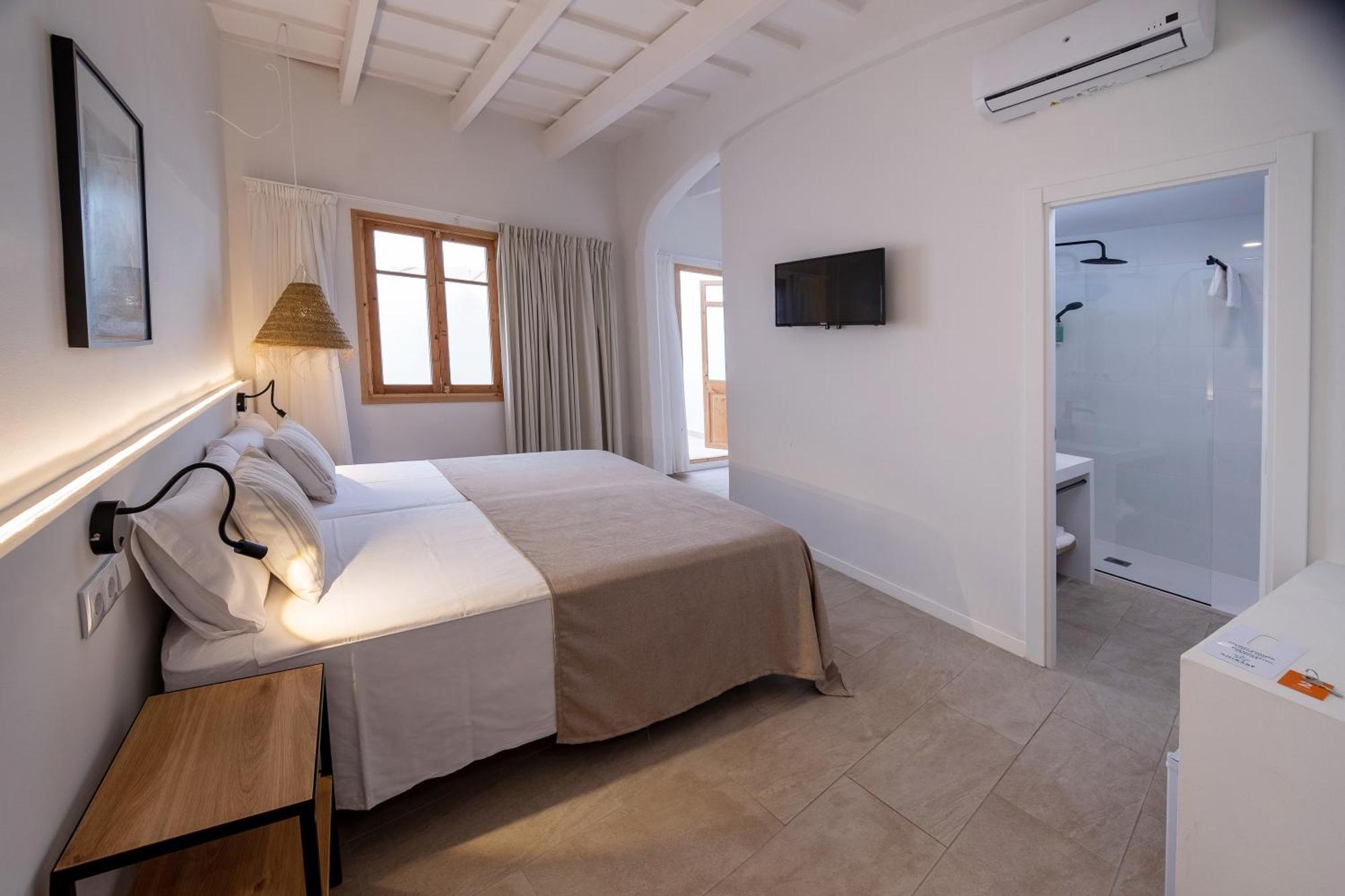 Hotel Tres Tocs Ciutadella  Zewnętrze zdjęcie