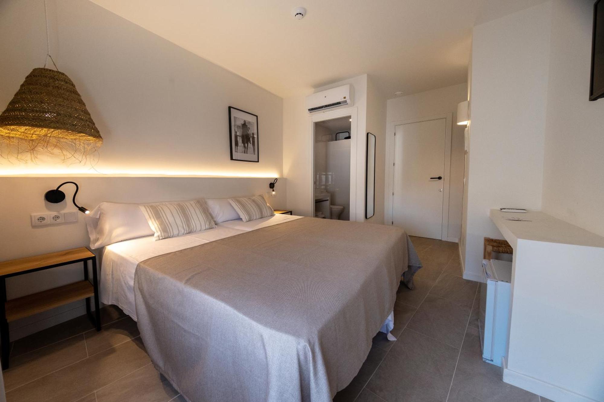 Hotel Tres Tocs Ciutadella  Zewnętrze zdjęcie